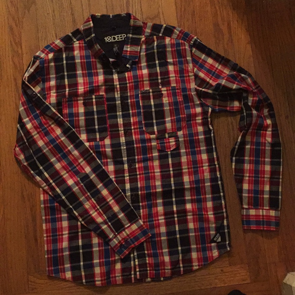 10.Deep button down